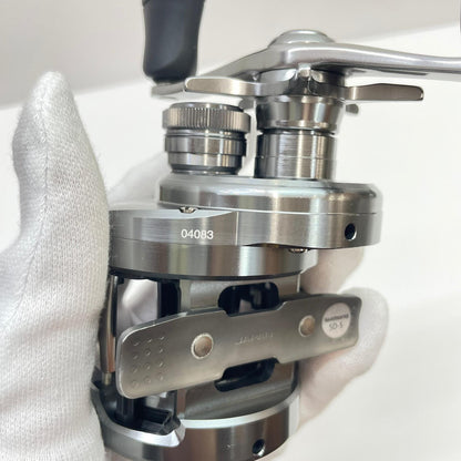 【フィッシング/釣り/釣具/リール】 【ベイトリール/右ハンドル】SHIMANO | シマノ 20カルカッタコンクエストDC100 04083【瀬戸大橋店】
