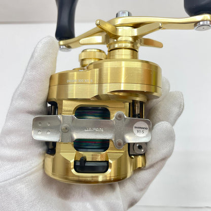 【フィッシング/釣り/釣具/リール】 【ベイトリール/右ハンドル】SHIMANO | シマノ 23カルカッタコンクエストMD300XG 045928 ※タバコ臭 大【瀬戸大橋店】