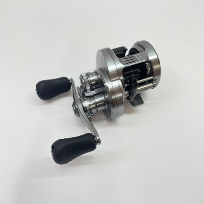 【フィッシング/釣り/釣具/リール】 【ベイトリール/右ハンドル】SHIMANO | シマノ 19カルカッタコンクエストDC200 03978【瀬戸大橋店】