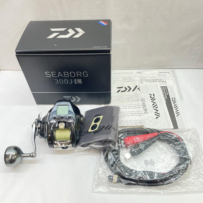 【フィッシング/釣り/釣具/リール】 【ベイトリール/左ハンドル】Daiwa | ダイワ 21シーボーグ300JL 00810019 巻取距離20.7ｋｍ・使用時間24Ｈ【瀬戸大橋店】