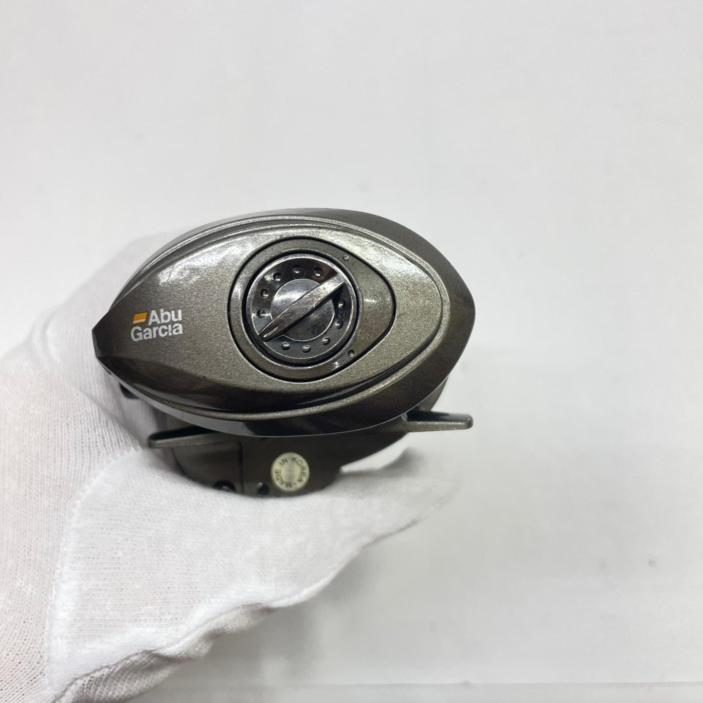 【フィッシング/釣り/釣具/リール】 【ベイトリール/右ハンドル】AbuGarcia | アブガルシア レボLT【瀬戸大橋店】