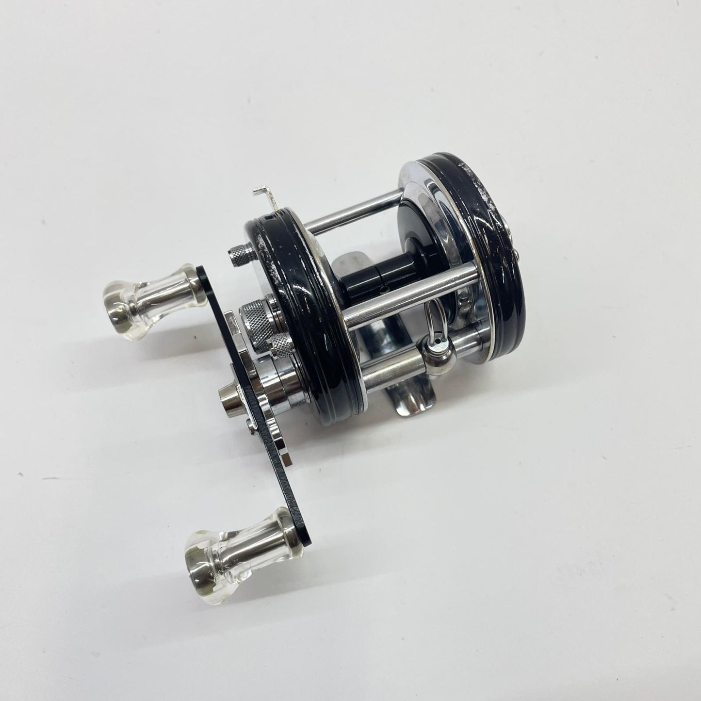 【フィッシング/釣り/釣具/リール】 【ベイトリール/右ハンドル】AbuGarcia | アブガルシア アンバサダー5000C ※カスタム品純正パーツありません。【瀬戸大橋店】