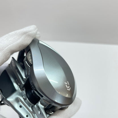 【フィッシング/釣り/釣具/リール】 【ベイトリール/右ハンドル】Daiwa | ダイワ アルファスSVTW800H【瀬戸大橋店】