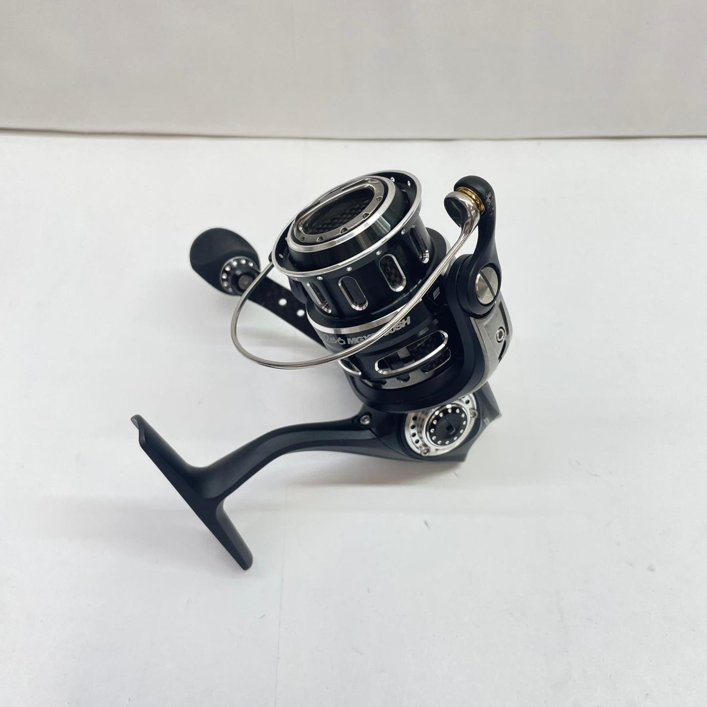 【フィッシング/釣り/釣具/リール】 【スピニングリール】AbuGarcia | アブガルシア レボMGX2000SH【瀬戸大橋店】