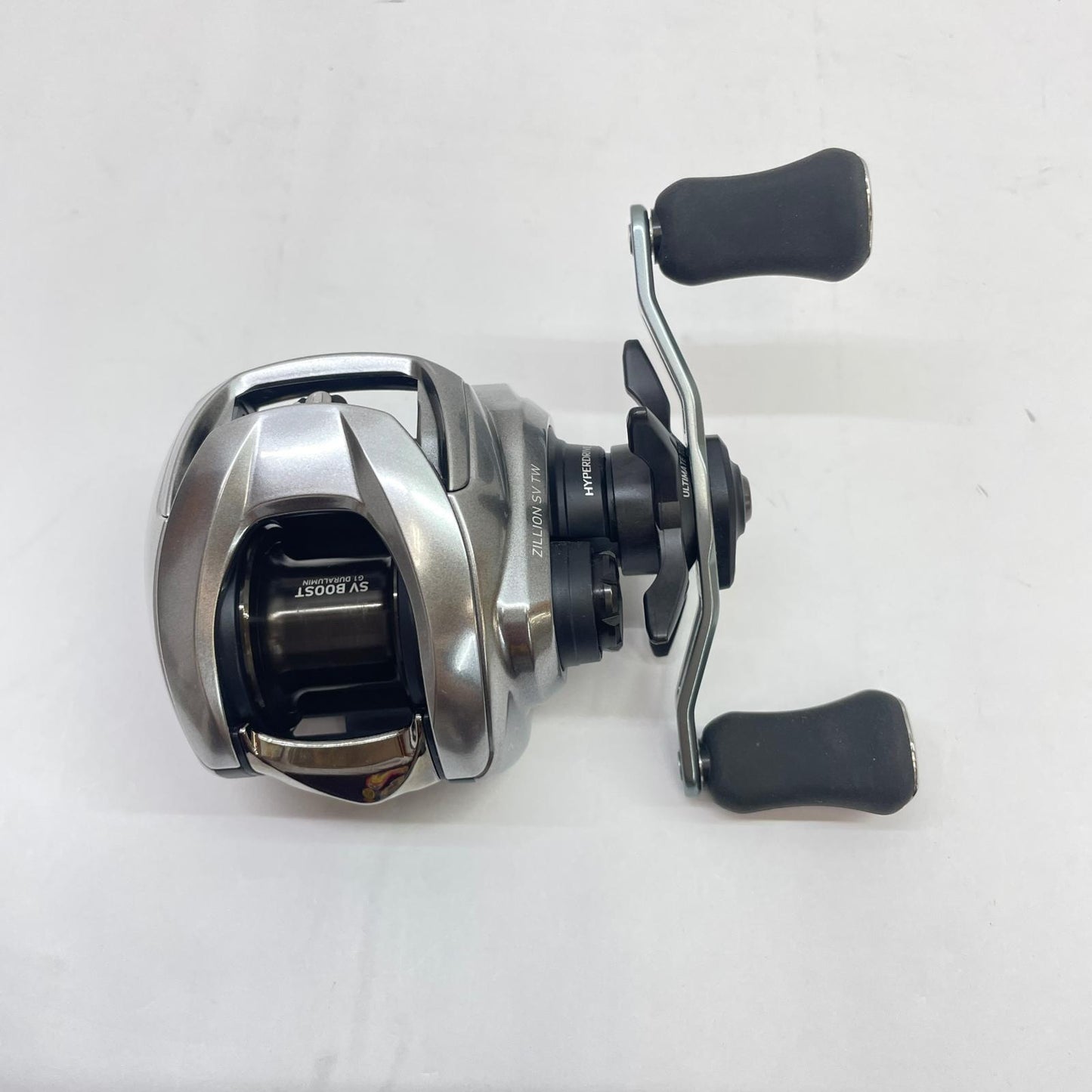 【フィッシング/釣り/釣具/リール】 【ベイトリール/右ハンドル】Daiwa | ダイワ 21ジリオンSVTW1000H【瀬戸大橋店】
