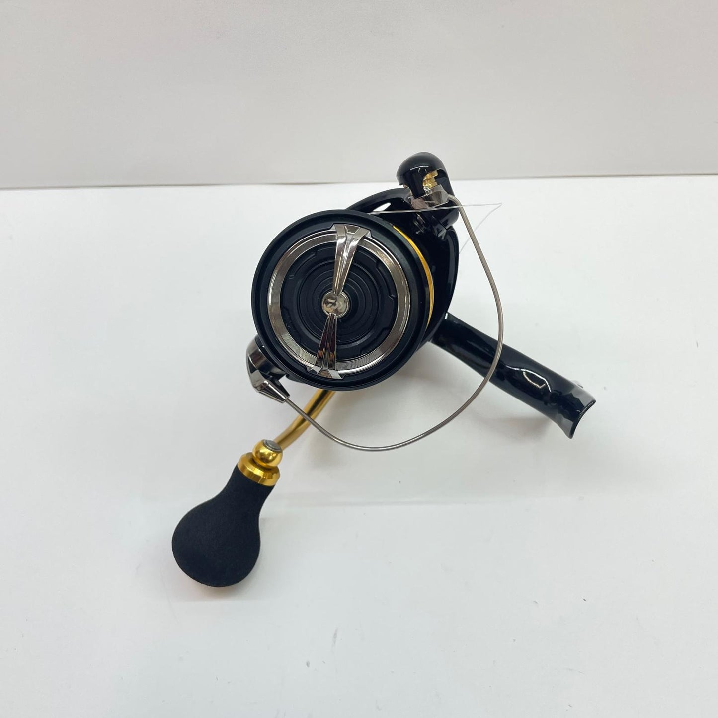 【フィッシング/釣り/釣具/リール】 【スピニングリール】Daiwa | ダイワ 23レガリスLT4000-CXH【瀬戸大橋店】