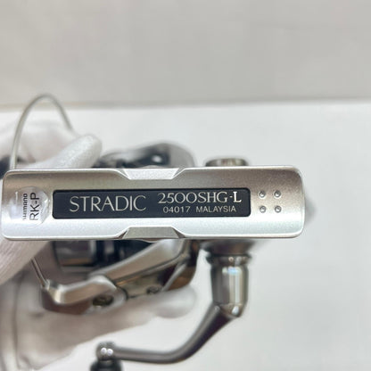 【フィッシング/釣り/釣具/リール】 【スピニングリール】SHIMANO | シマノ 19ストラディック2500SHG 04017【瀬戸大橋店】