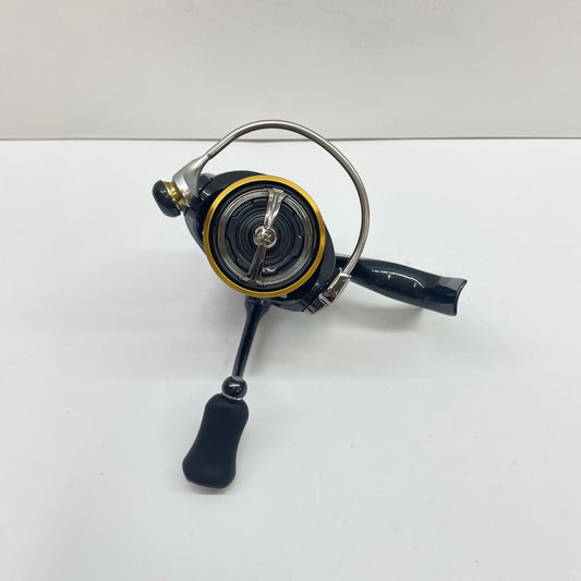 【フィッシング/釣り/釣具/リール】 【スピニングリール】Daiwa | ダイワ 21カルディアFCLT2000S【瀬戸大橋店】