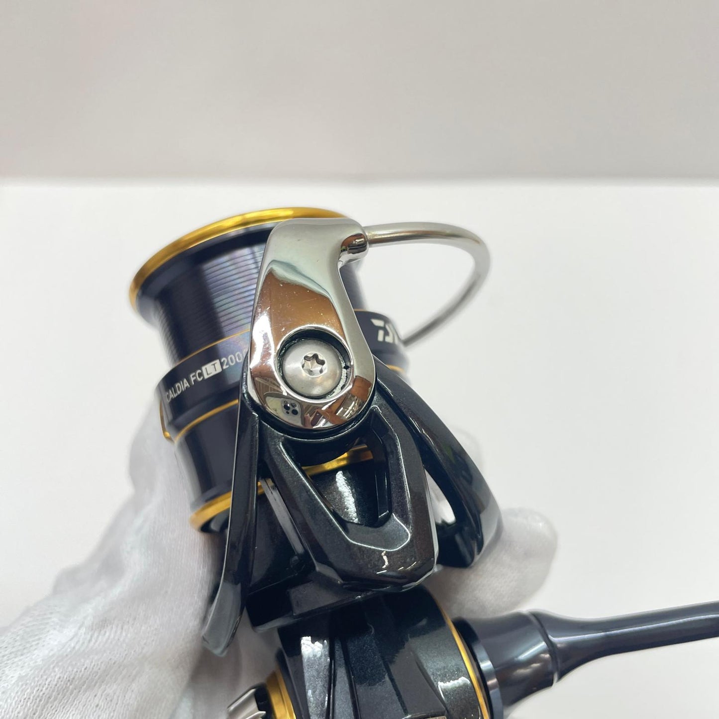 【フィッシング/釣り/釣具/リール】 【スピニングリール】Daiwa | ダイワ 21カルディアFCLT2000S【瀬戸大橋店】