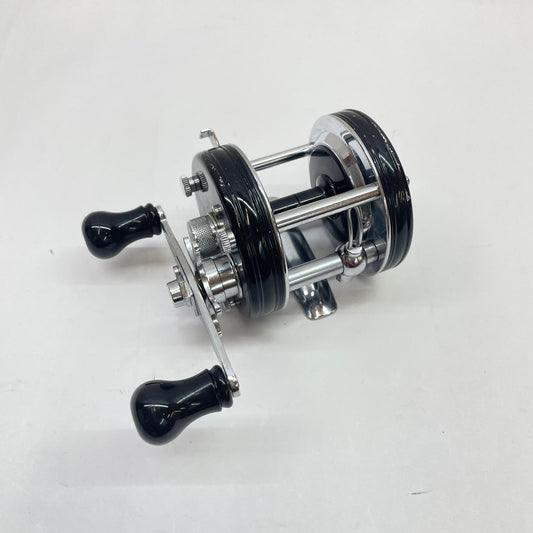 【フィッシング/釣り/釣具/リール】 【ベイトリール/右ハンドル】AbuGarcia | アブガルシア アンバサダー5000C【瀬戸大橋店】