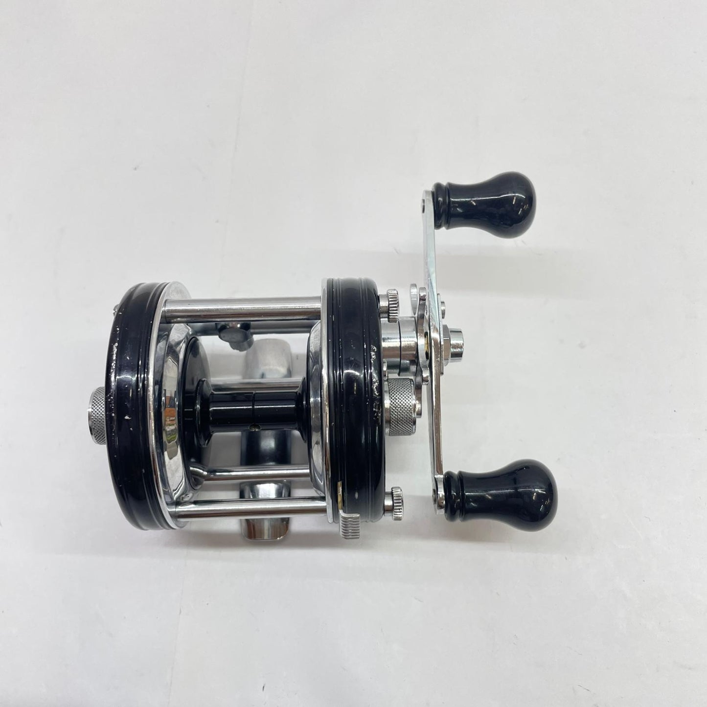 【フィッシング/釣り/釣具/リール】 【ベイトリール/右ハンドル】AbuGarcia | アブガルシア アンバサダー5000C【瀬戸大橋店】