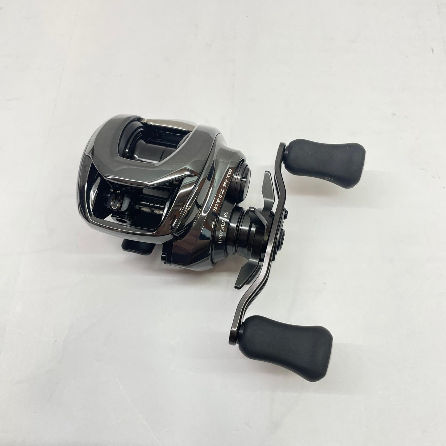 【フィッシング/釣り/釣具/リール】 【ベイトリール/左ハンドル】Daiwa | ダイワ 24スティーズSVTW100XHL【瀬戸大橋店】