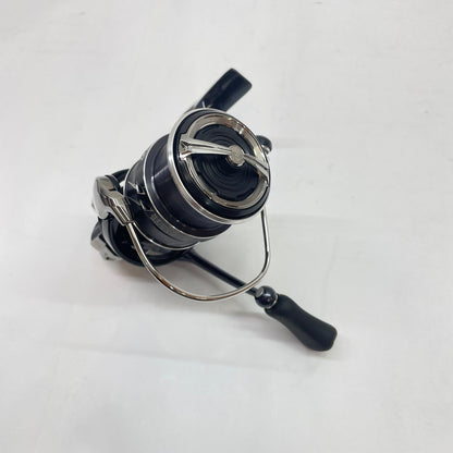 【フィッシング/釣り/釣具/リール】 【スピニングリール】Daiwa | ダイワ 23タトゥーラFCLT2500SS-QD 00061191【瀬戸大橋店】