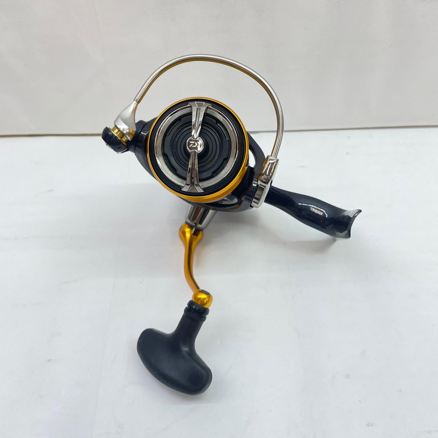 【フィッシング/釣り/釣具/リール】 【スピニングリール】Daiwa | ダイワ 20レブロスLT2500S【瀬戸大橋店】