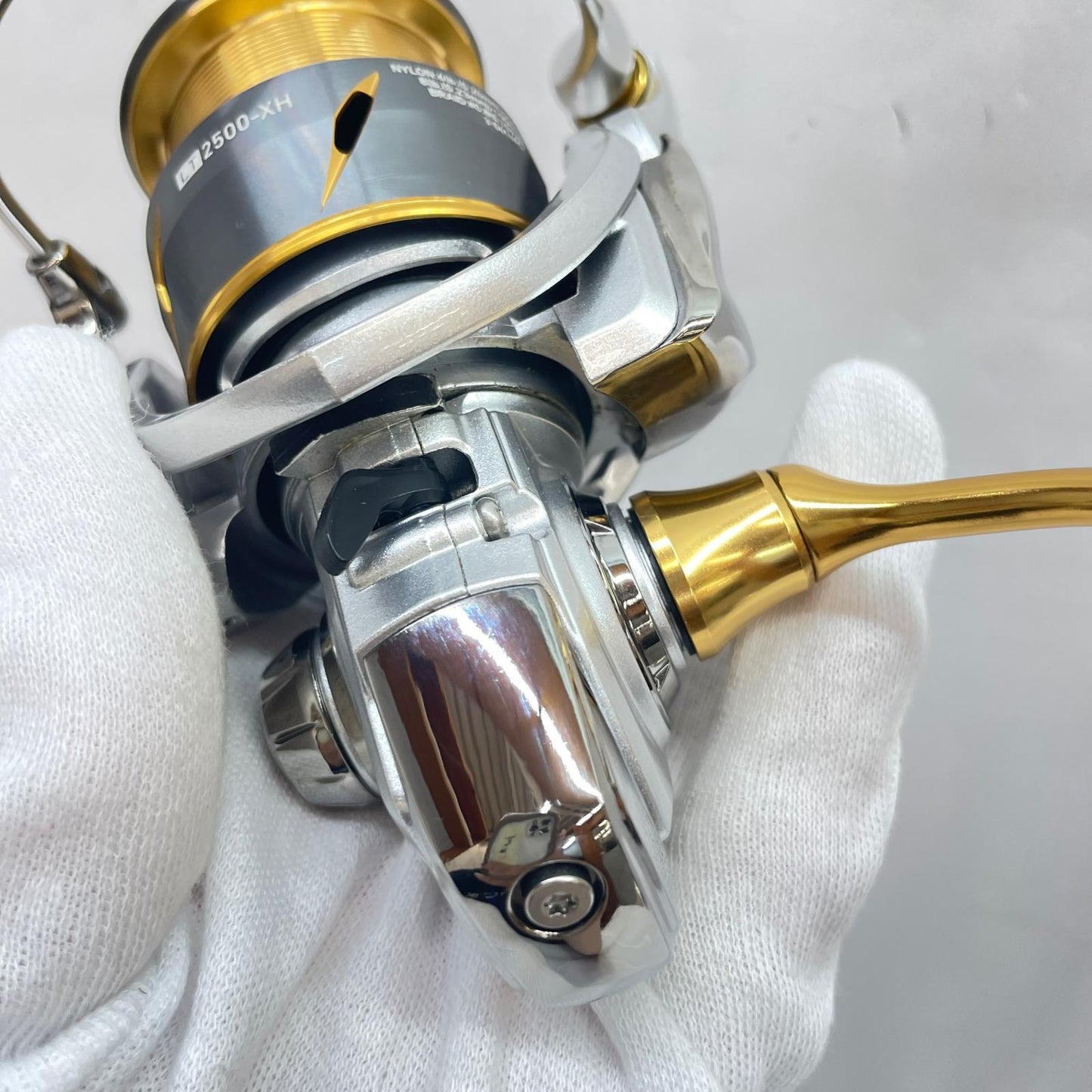 【フィッシング/釣り/釣具/リール】 【スピニングリール】Daiwa | ダイワ 21フリームスLT2500-XH ※サビあり(写真参照)【瀬戸大橋店】