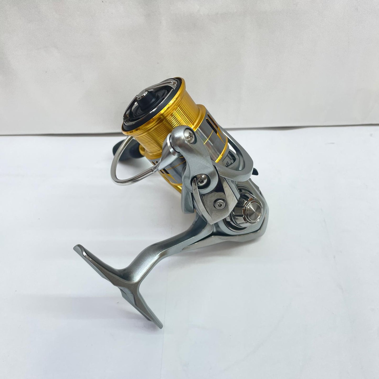 【フィッシング/釣り/釣具/リール】 【スピニングリール】Daiwa | ダイワ 18フリームスLT1000S【瀬戸大橋店】