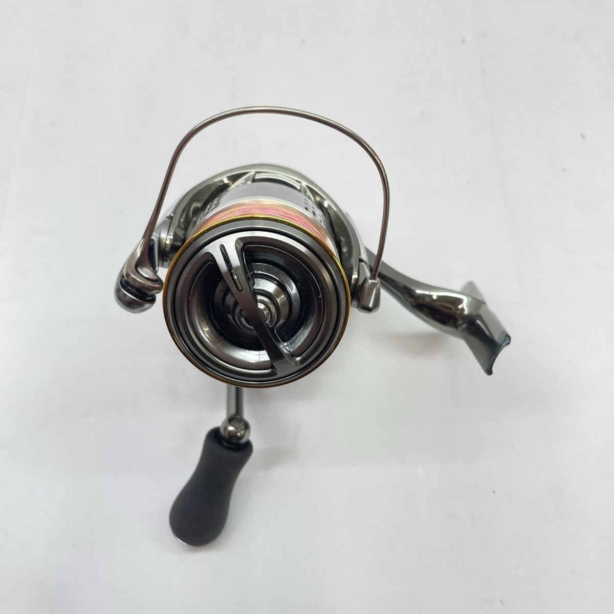 【フィッシング/釣り/釣具/リール】 【スピニングリール】SHIMANO | シマノ 18ステラC3000XG 03805 ※カスタム品純正パーツありません。【瀬戸大橋店】