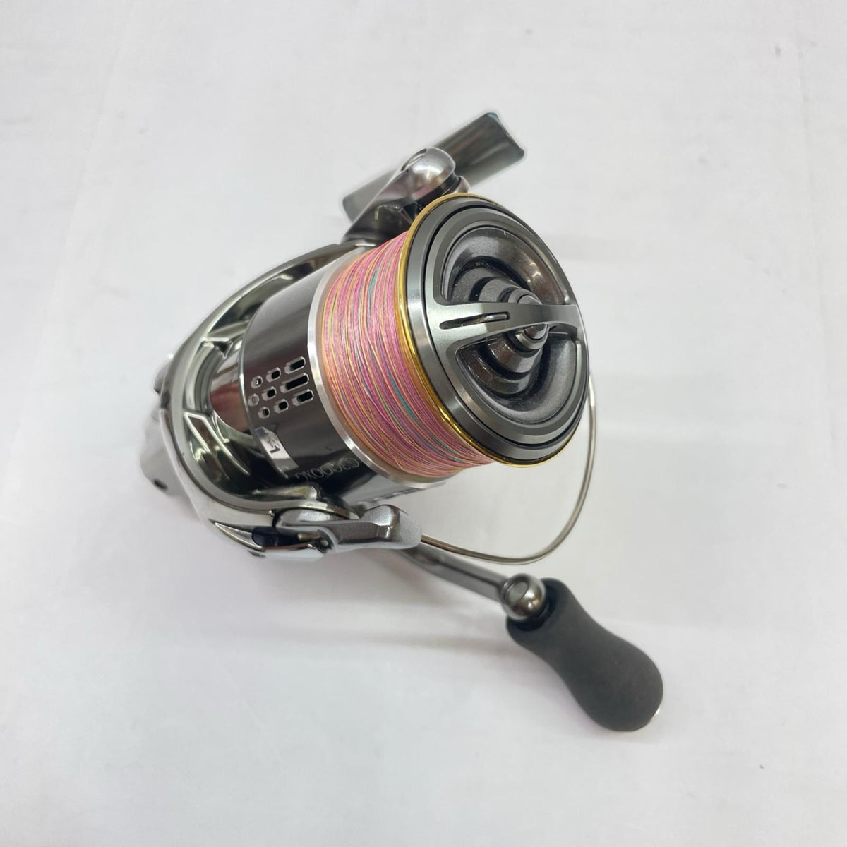 【フィッシング/釣り/釣具/リール】 【スピニングリール】SHIMANO | シマノ 18ステラC3000XG 03805 ※カスタム品純正パーツありません。【瀬戸大橋店】