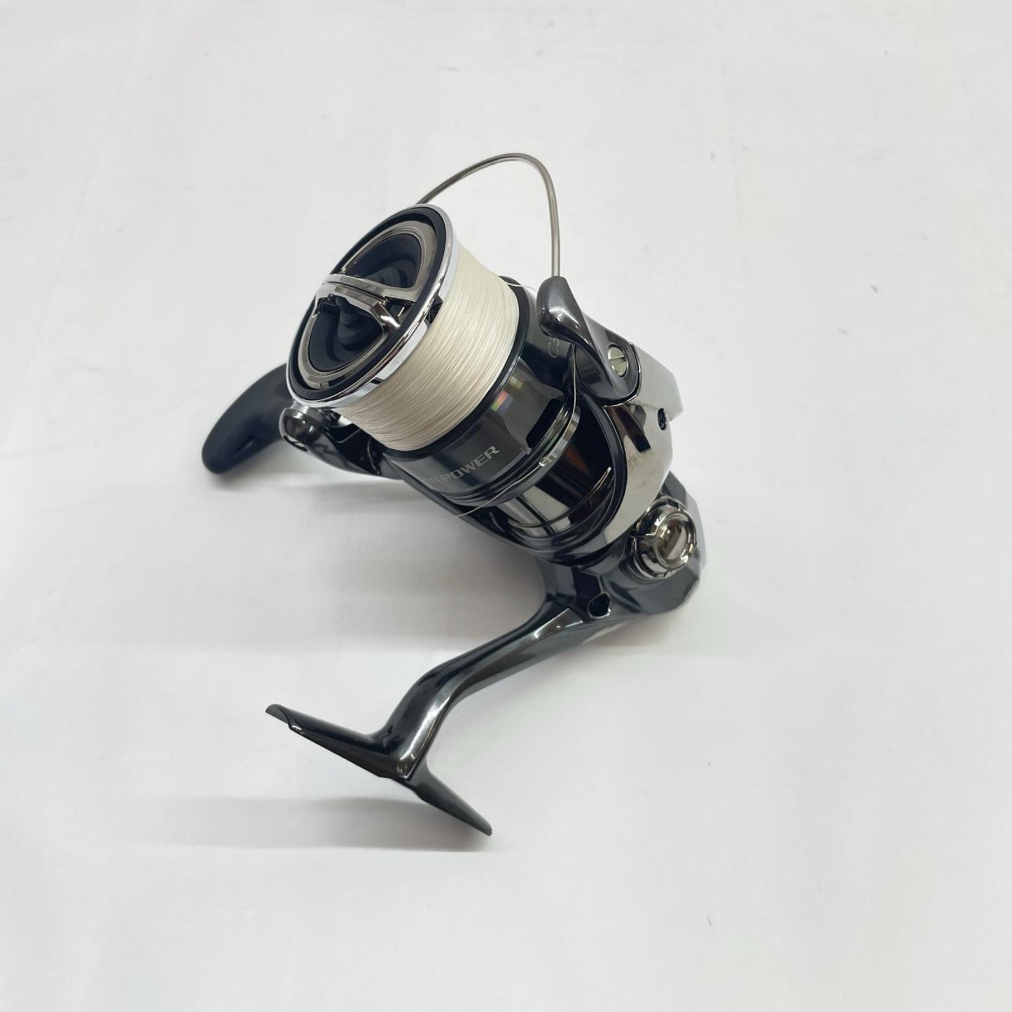 【フィッシング/釣り/釣具/リール】 【スピニングリール】SHIMANO | シマノ 24ツインパワーC3000MHG 046819【瀬戸大橋店】