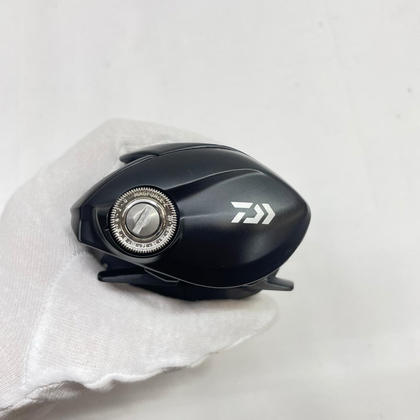 【フィッシング/釣り/釣具/リール】 【ベイトリール/右ハンドル】Daiwa | ダイワ 24タトゥーラTW100XH 00630164【瀬戸大橋店】