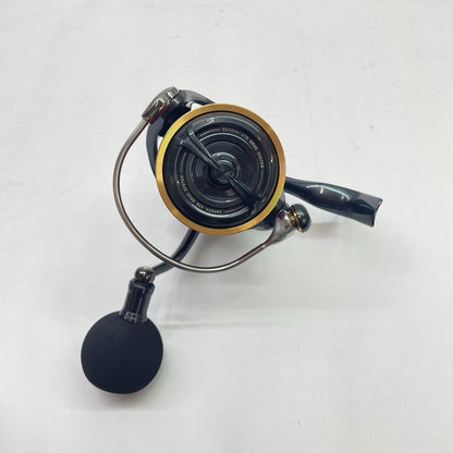 【フィッシング/釣り/釣具/リール】 【スピニングリール】Daiwa | ダイワ 22カルディアSW5000D-CXH 00065050【瀬戸大橋店】