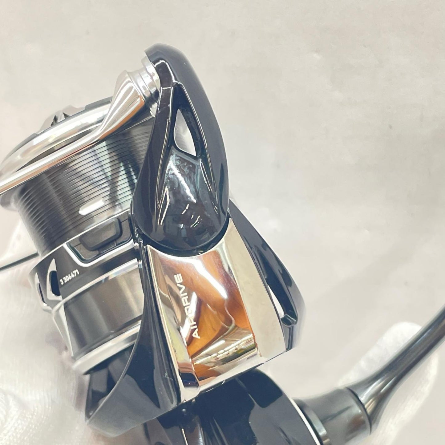 【フィッシング/釣り/釣具/リール】 【スピニングリール】Daiwa | ダイワ 23タトゥーラLT2500S-XH-QD 00061193【瀬戸大橋店】