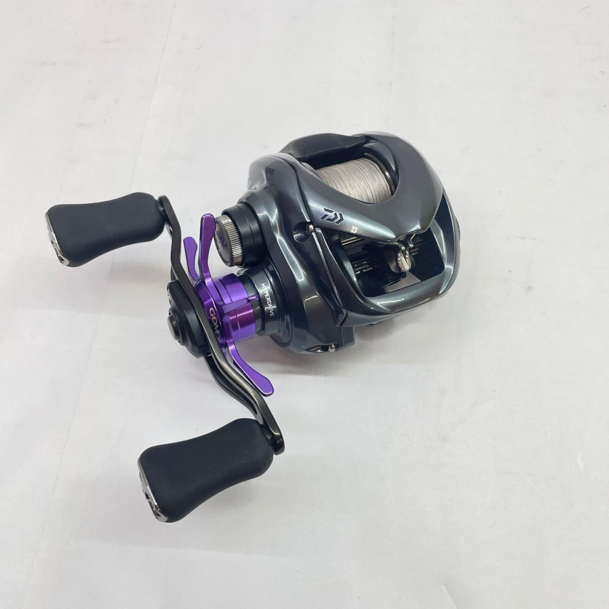 【フィッシング/釣り/釣具/リール】 【ベイトリール/右ハンドル】Daiwa | ダイワ 25タトゥーラSVTW100H 00630153 ※カスタム品純正パーツありません。【瀬戸大橋店】