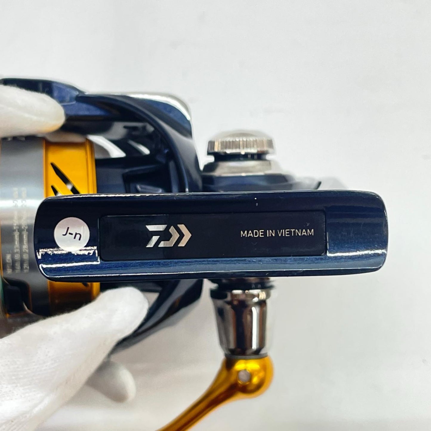 【フィッシング/釣り/釣具/リール】 【スピニングリール】Daiwa | ダイワ 24レブロスLT3000D-C【瀬戸大橋店】