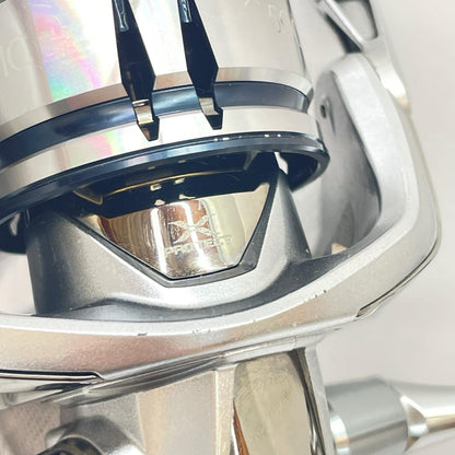 【フィッシング/釣り/釣具/リール】 【スピニングリール】SHIMANO | シマノ 19ストラディックC5000XG 04025【瀬戸大橋店】