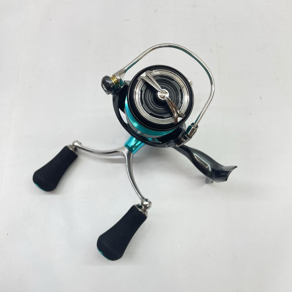 【フィッシング/釣り/釣具/リール】 【スピニングリール】Daiwa | ダイワ 21エメラルダスAIRFCLT2500S-DH 00060311【瀬戸大橋店】