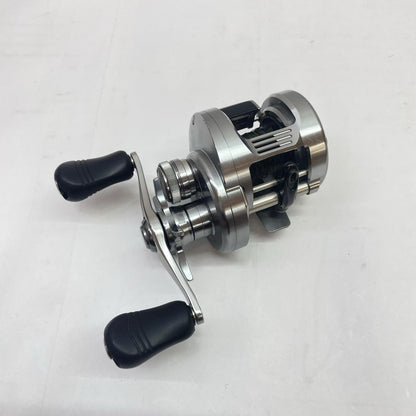 【フィッシング/釣り/釣具/リール】 【ベイトリール/右ハンドル】SHIMANO | シマノ 20カルカッタコンクエストDC100HG 04085【瀬戸大橋店】