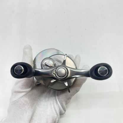 【フィッシング/釣り/釣具/リール】 【ベイトリール/右ハンドル】SHIMANO | シマノ 20カルカッタコンクエストDC200HG 04039【瀬戸大橋店】