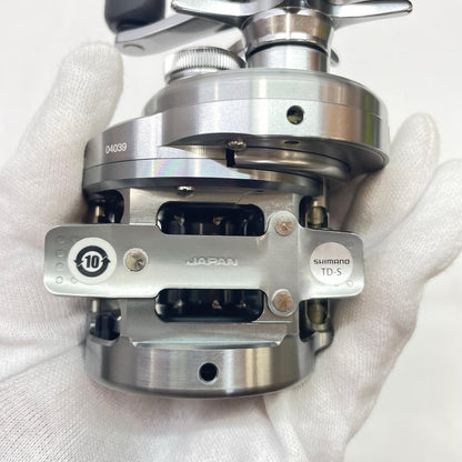 【フィッシング/釣り/釣具/リール】 【ベイトリール/右ハンドル】SHIMANO | シマノ 20カルカッタコンクエストDC200HG 04039【瀬戸大橋店】