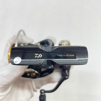 【フィッシング/釣り/釣具/リール】 【スピニングリール】Daiwa | ダイワ 21カルディアFCLT2000S 00060282【瀬戸大橋店】