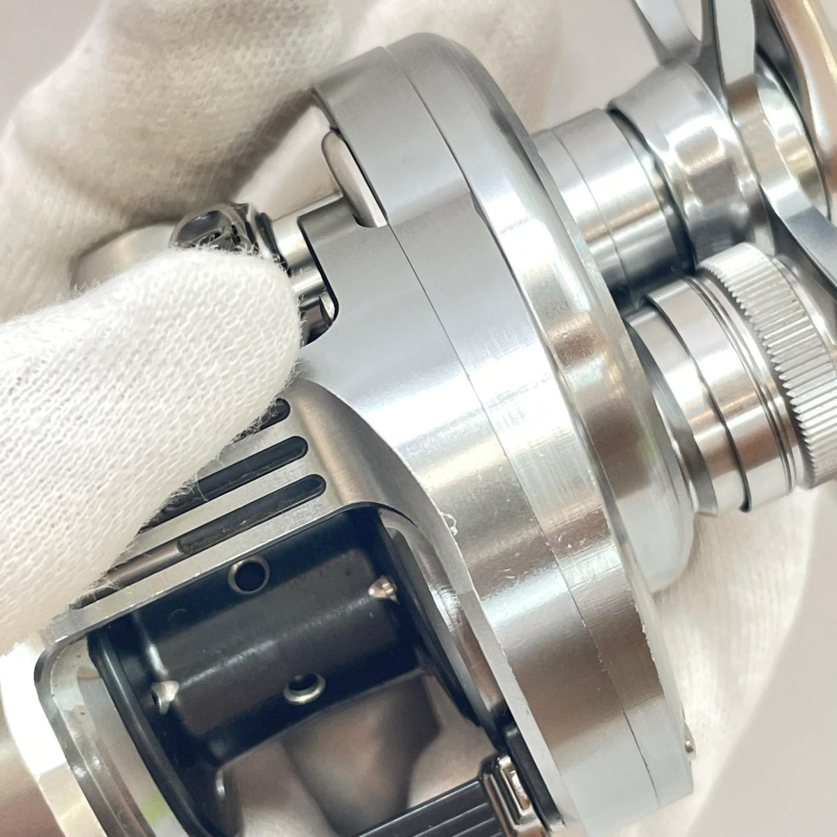 【フィッシング/釣り/釣具/リール】 【ベイトリール/右ハンドル】SHIMANO | シマノ 20カルカッタコンクエストDC100HG 04085【瀬戸大橋店】