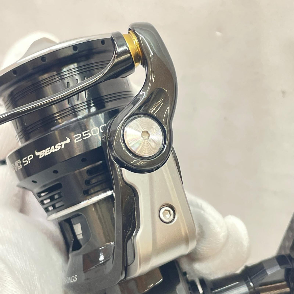 【フィッシング/釣り/釣具/リール】 【スピニングリール】AbuGarcia | アブガルシア レボSPビースト2500S【瀬戸大橋店】