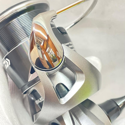 【フィッシング/釣り/釣具/リール】 【スピニングリール】Daiwa | ダイワ 25カルディアFCLT2000S-H 00060402【瀬戸大橋店】