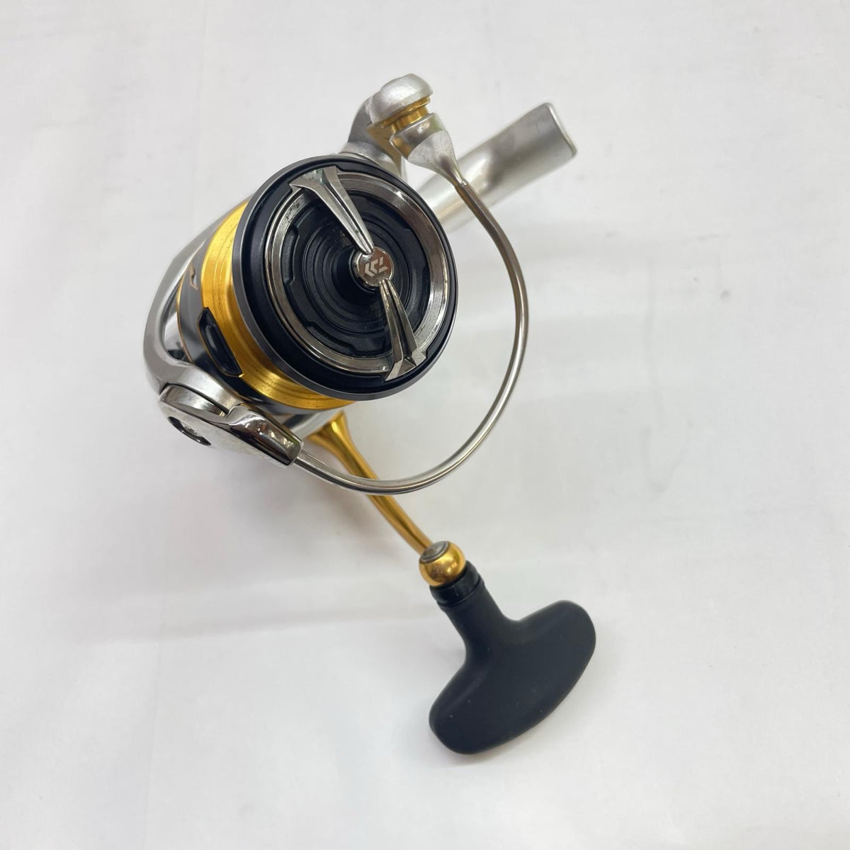 【フィッシング/釣り/釣具/リール】 【スピニングリール】Daiwa | ダイワ 21フリームスLT2500XH【瀬戸大橋店】