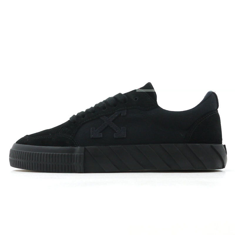 OFF-WHITE | オフホワイト スニーカー ブラック サイズ：40【尾張小牧店】