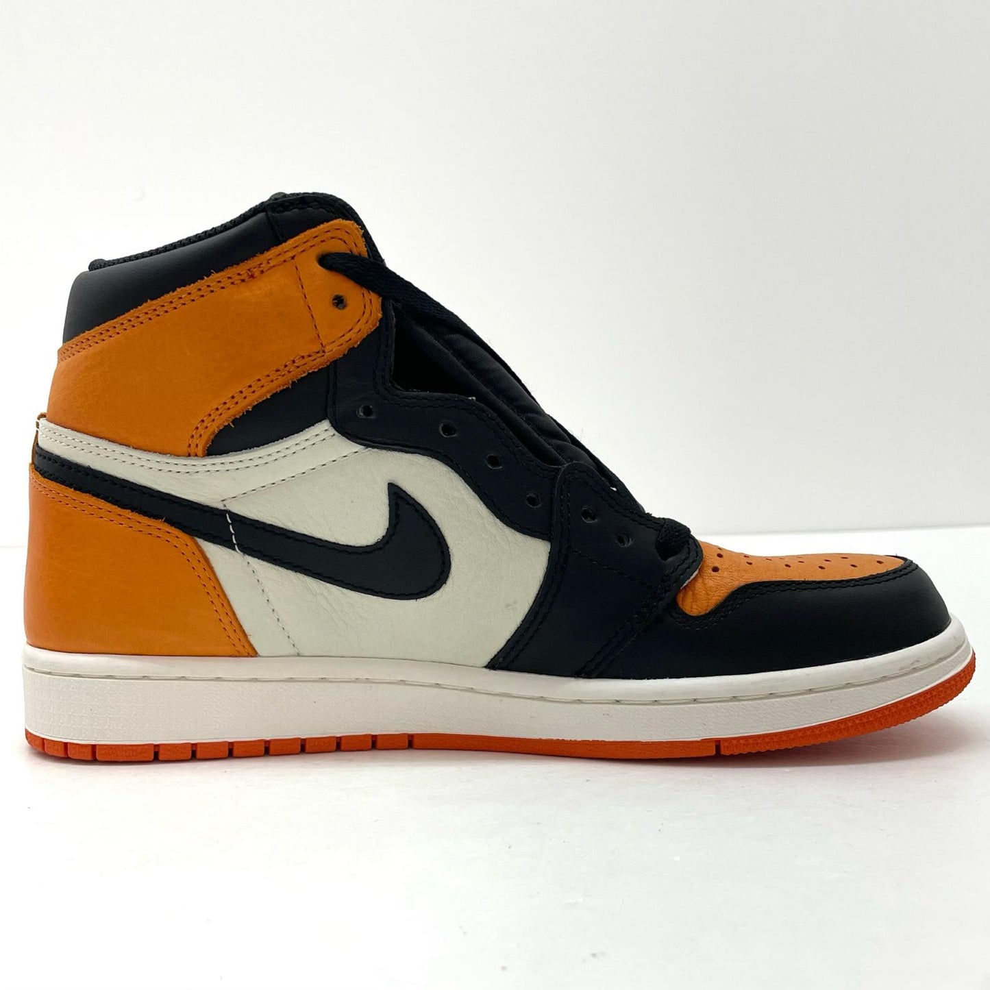 NIKE | ナイキ Air Jordan 1 Retro High OG スニーカー 555088-005 オレンジ×ブラック 27cm【尾張小牧店】