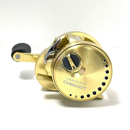 【フィッシング/釣り/釣具/リール】 【ベイトリール/右ハンドル】SHIMANO | シマノ 21カルカッタコンクエスト 100【尾張小牧店】