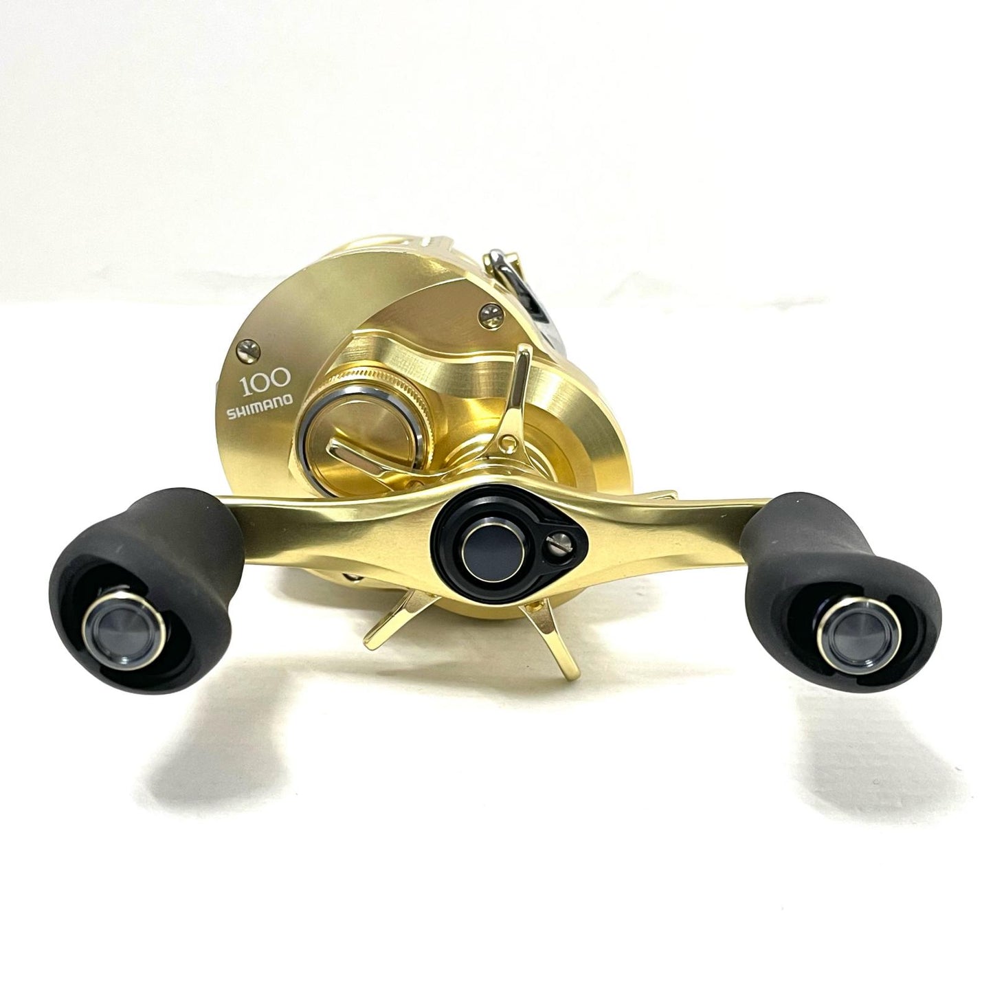 【フィッシング/釣り/釣具/リール】 【ベイトリール/右ハンドル】SHIMANO | シマノ 21カルカッタコンクエスト 100【尾張小牧店】