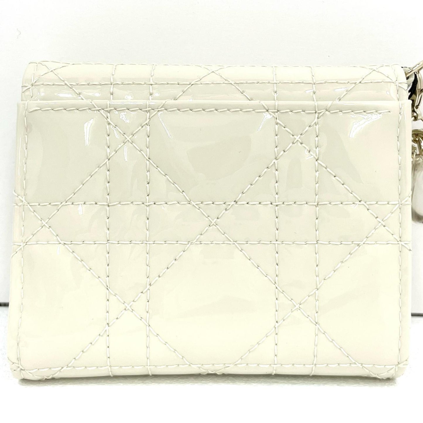 Christian Dior | クリスチャンディオール LadyDiorLotus 三つ折り財布 ホワイト【尾張小牧店】