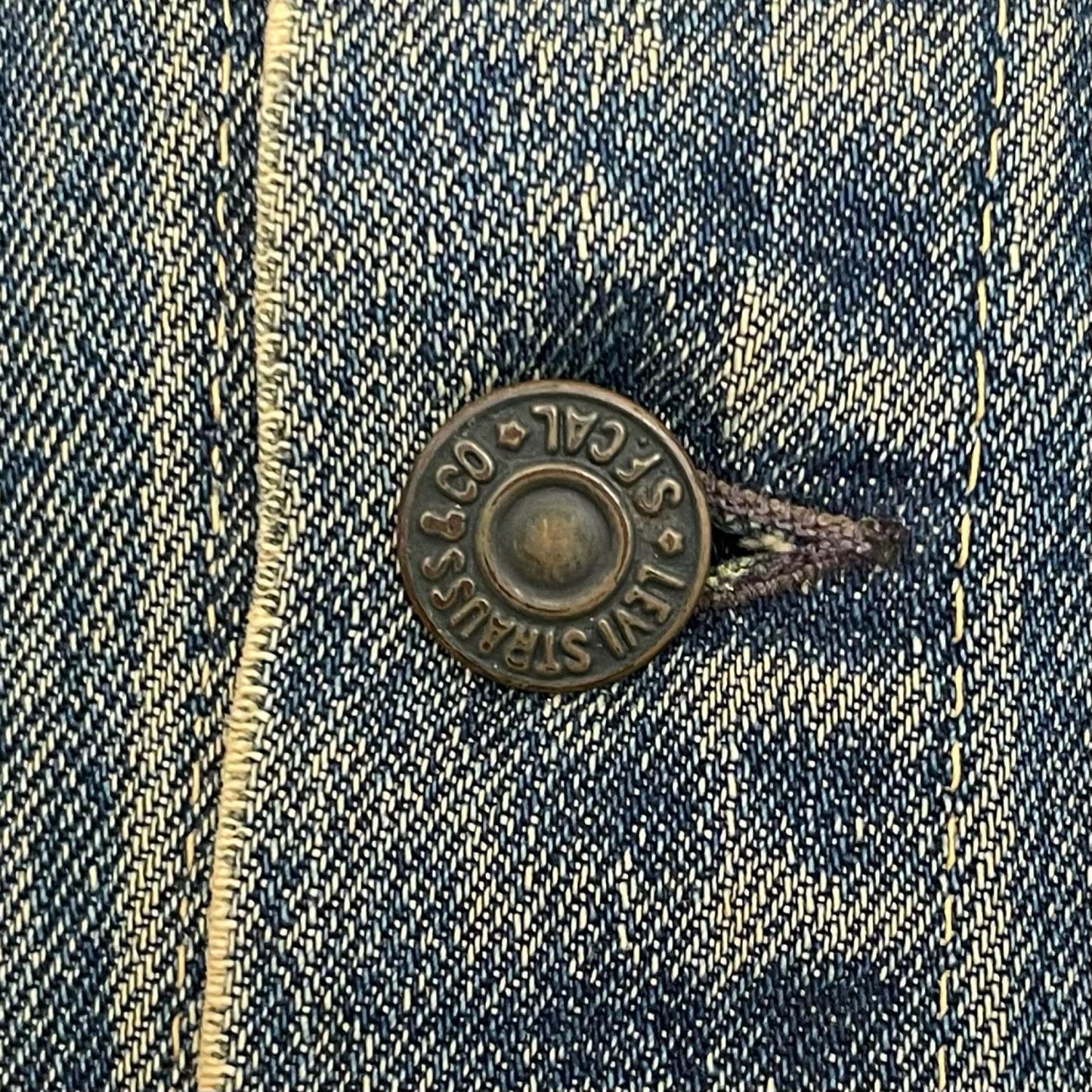 Levi's | リーバイス ベスト ブルー【尾張小牧店】