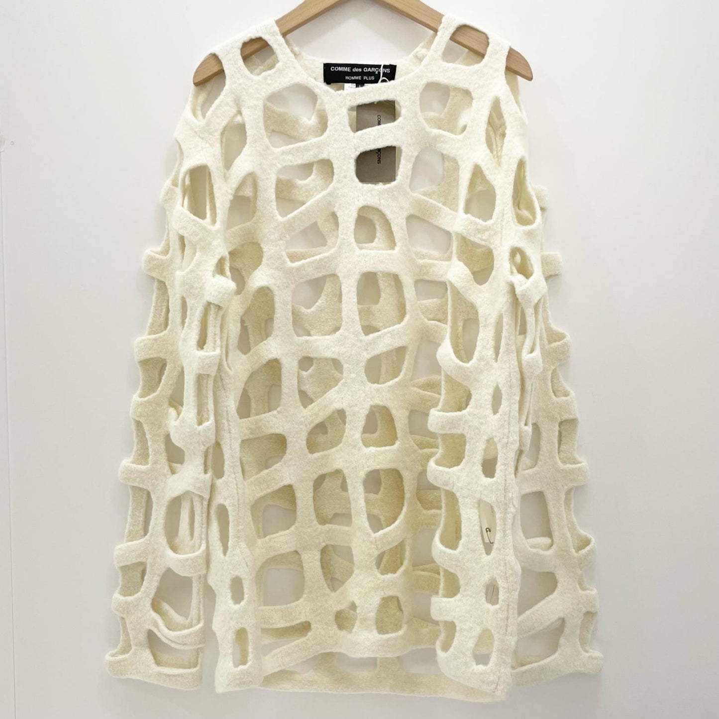 COMME des GARCONS | コムデギャルソン 製品加工 格子セーター ニット ニット PN-N011 アイボリー サイズ：S【尾張小牧店】