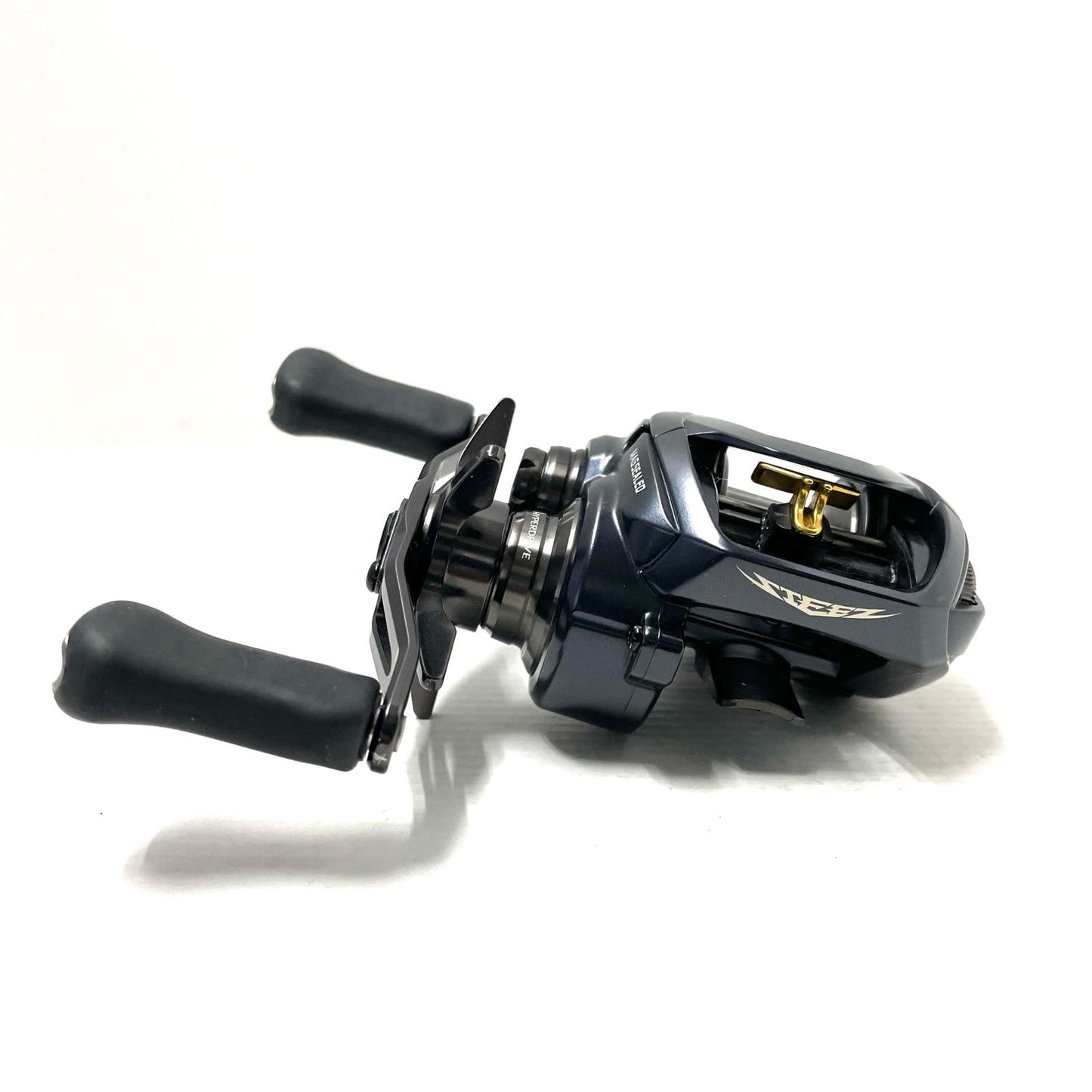 【フィッシング/釣り/釣具/リール】 【ベイトリール/右ハンドル】Daiwa | ダイワ 23スティーズ　AITW1000XH【尾張小牧店】