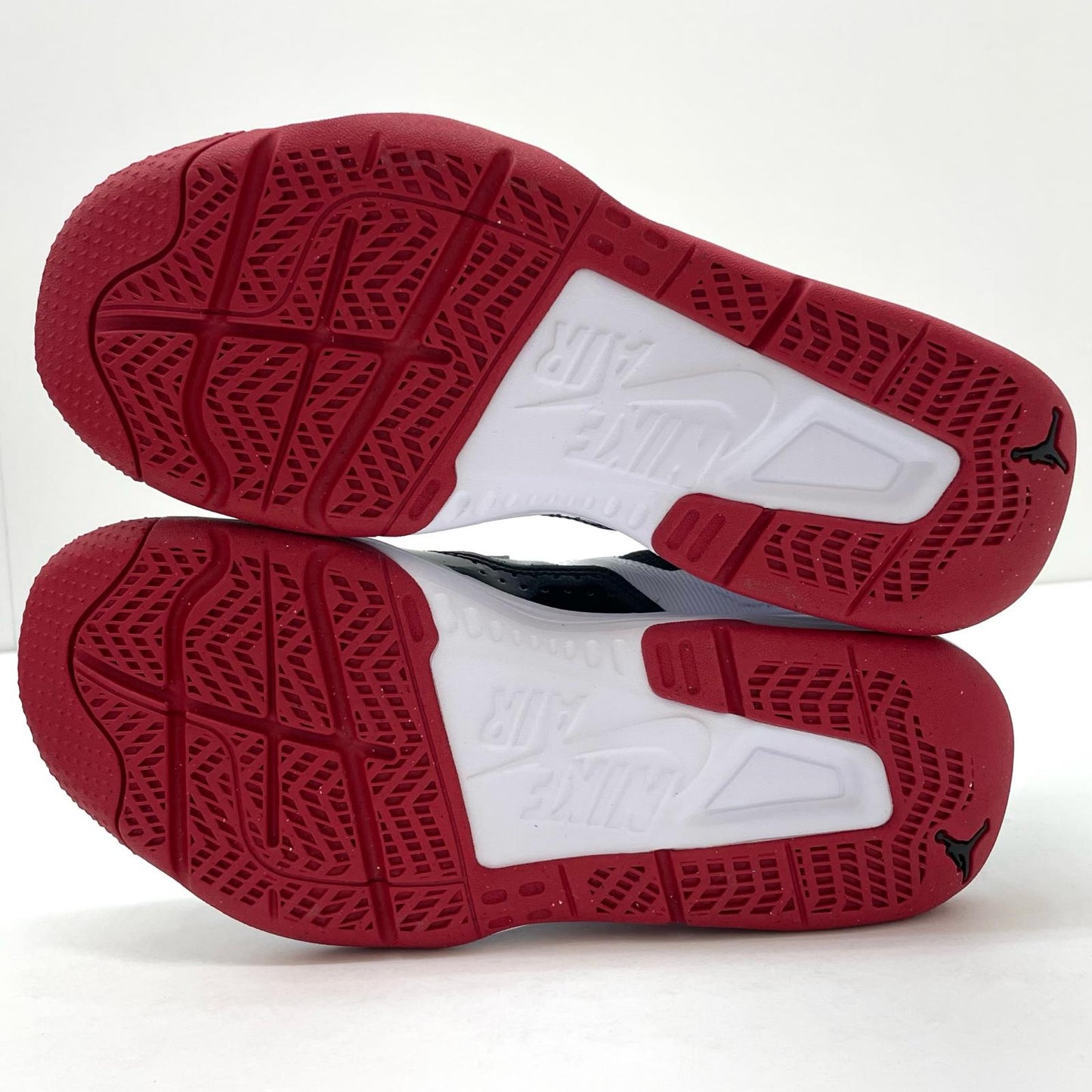 NIKE | ナイキ JORDAN STAY LOYAL 3 スニーカー FB1396-101 ブラック×ホワイト×レッド 26cm【尾張小牧店】