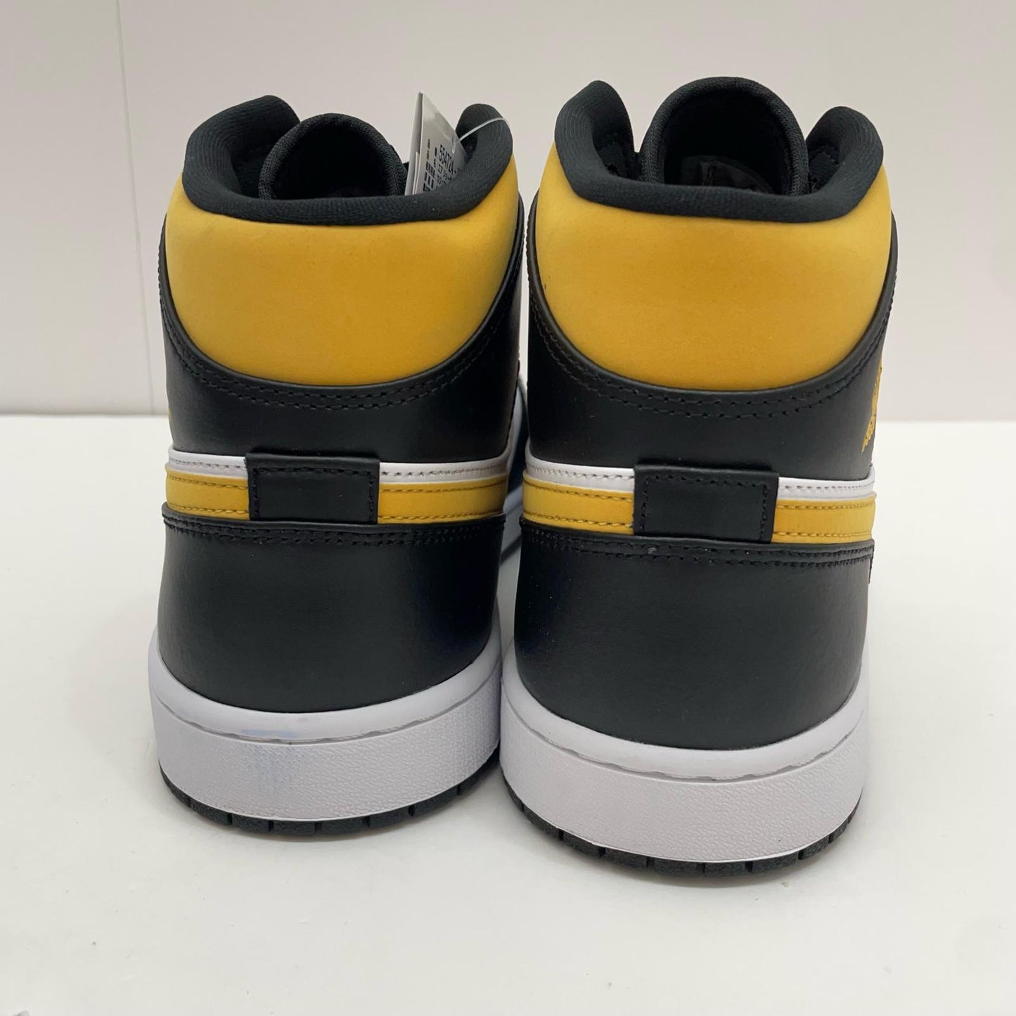 NIKE | ナイキ Air Jordan 1 Mid スニーカー 554724-177 イエロー 29cm