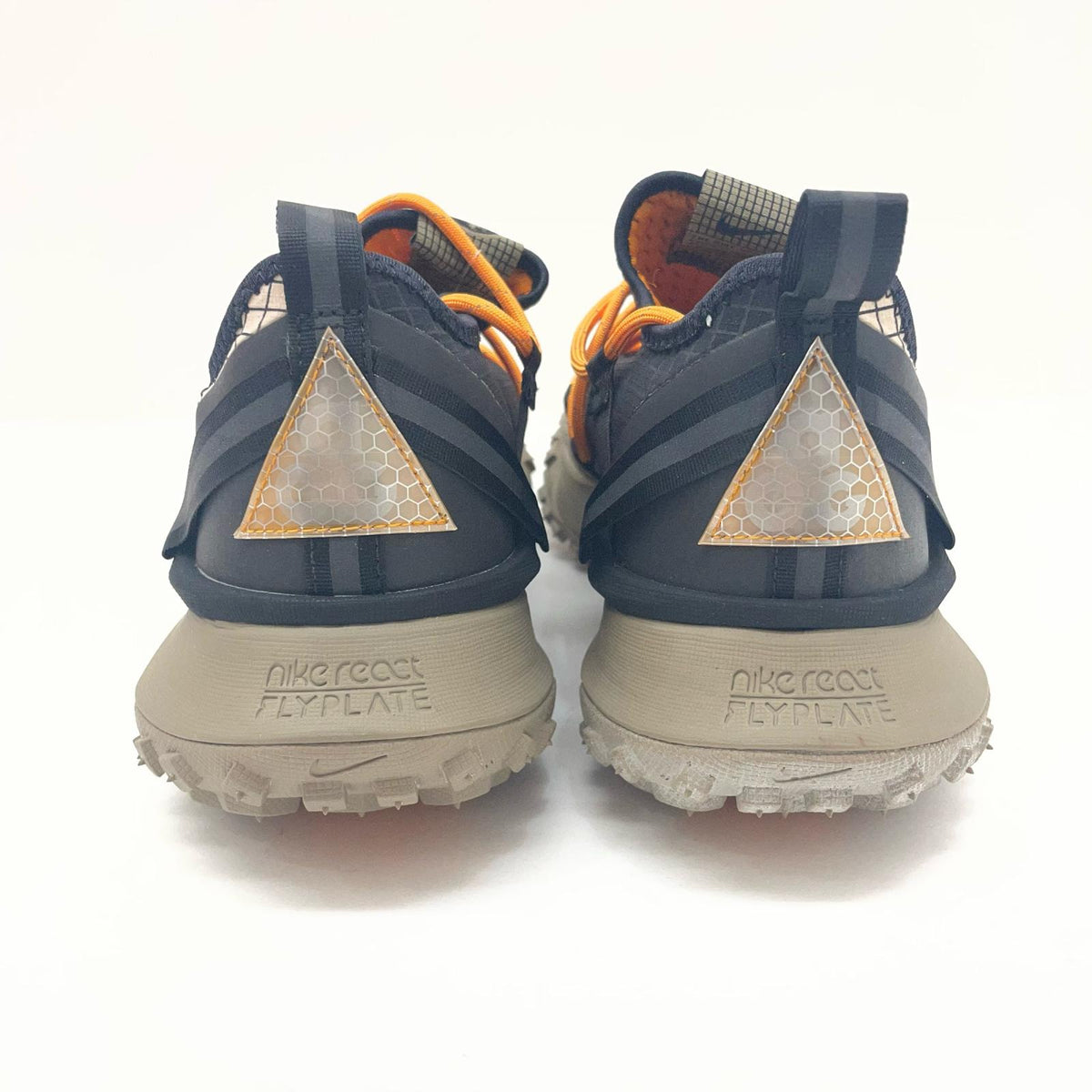 NIKE | ナイキ ACG MOUNTAIN FLY LOW スニーカー 27.0cm DA5424-200 その他 27cm【尾張小牧店】
