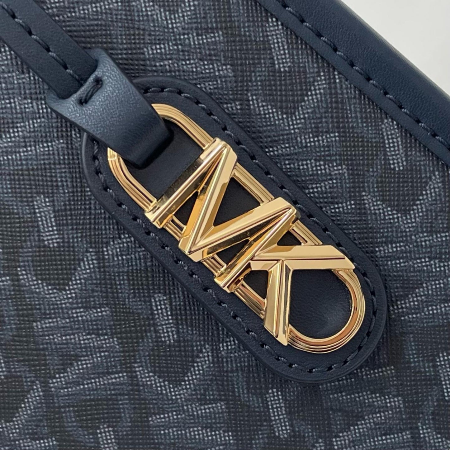 Michael Kors | マイケルコース ショルダーバッグ ネイビー【尾張小牧店】